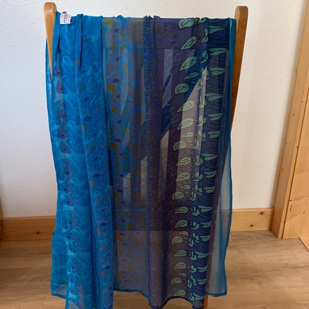 Blue Floral Print Scarf Lightweight Sheer Shawl Wrap Cover Up